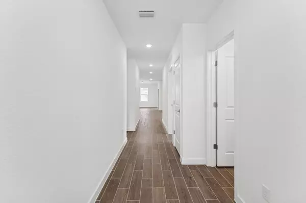 Fort Pierce, FL 34945,327 Seascape DR 20