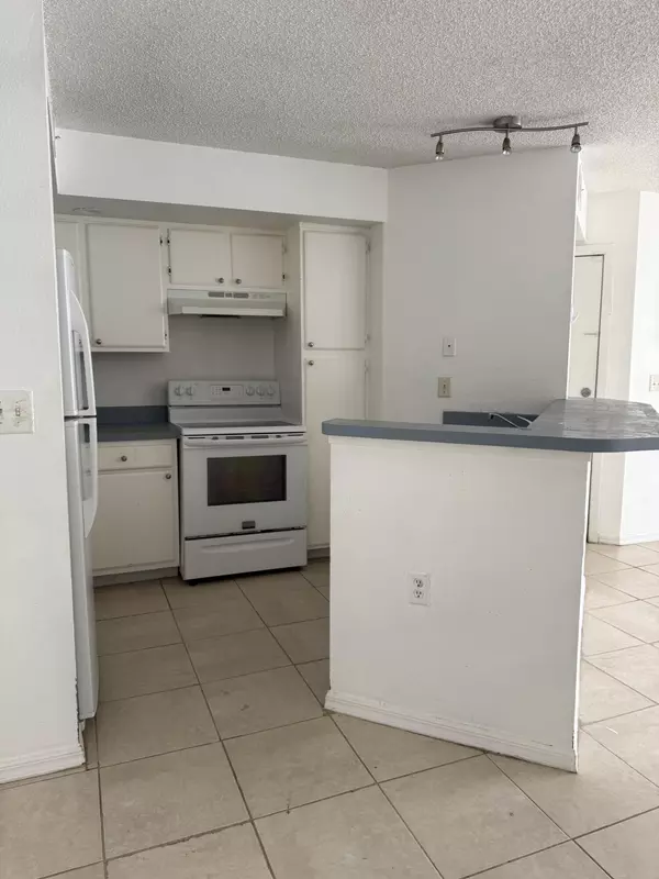 West Palm Beach, FL 33409,1401 Village Boulevard 1113