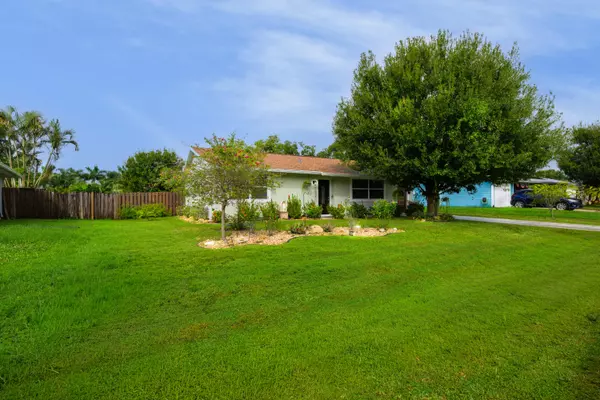 Port Saint Lucie, FL 34983,738 NE NE Lanfair ST