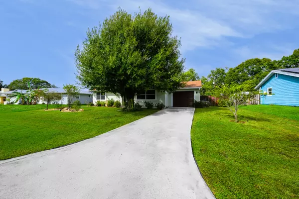 Port Saint Lucie, FL 34983,738 NE NE Lanfair ST