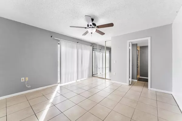 West Palm Beach, FL 33407,2410 24th WAY