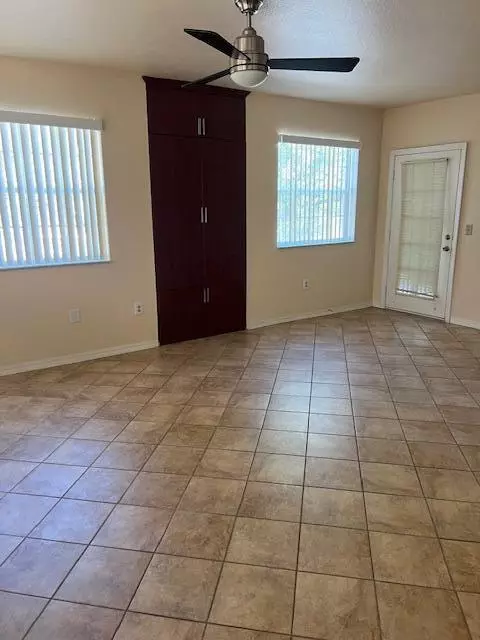 Port Saint Lucie, FL 34986,116 SW Peacock BLVD 9207