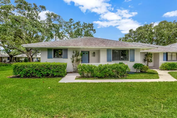 908 Club DR 908, Palm Beach Gardens, FL 33418