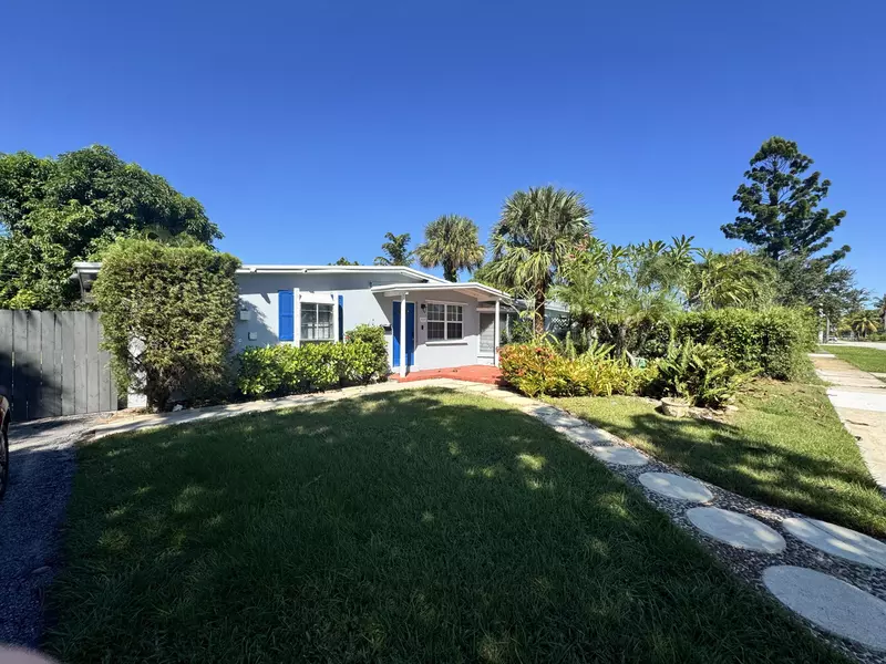 919 Laurel DR, Lake Park, FL 33403