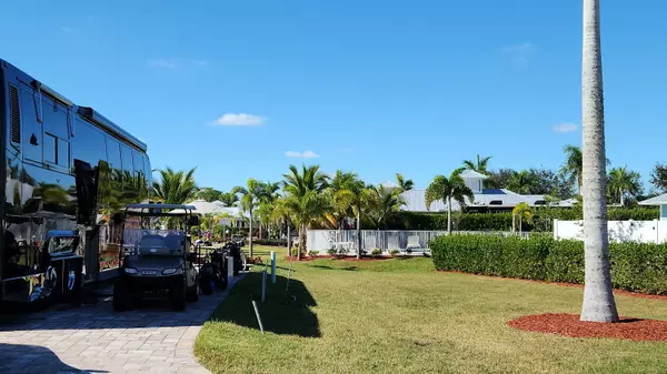 Port Saint Lucie, FL 34986,567 NW Chipshot LN