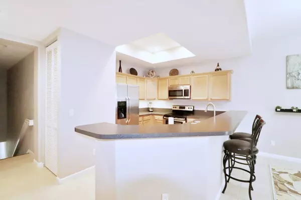 Port Saint Lucie, FL 34987,10520 SW Stephanie WAY 2204