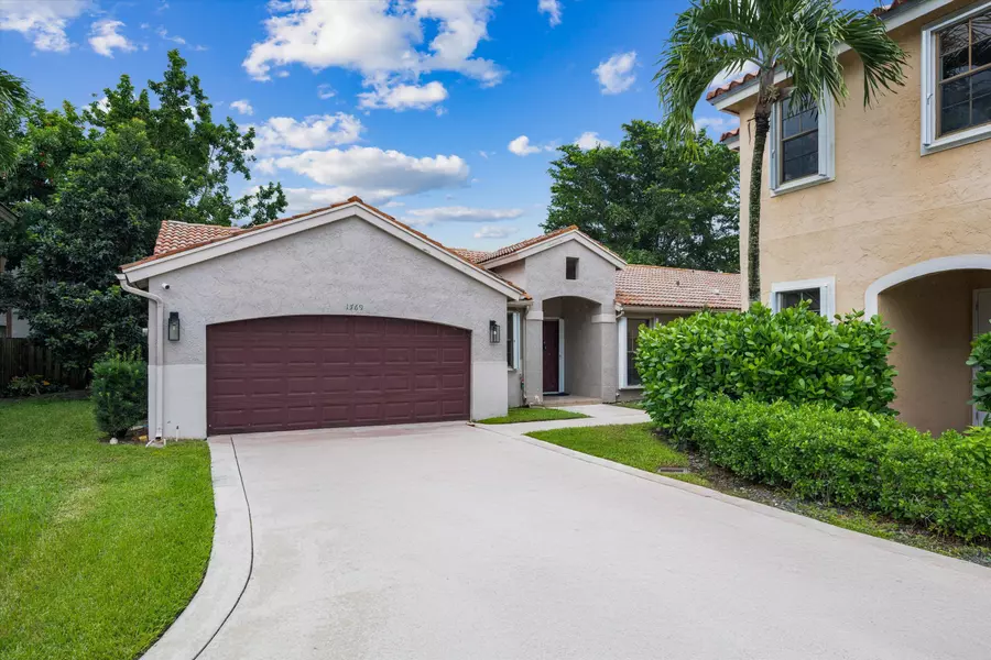 1769 Harborside CIR, Wellington, FL 33414