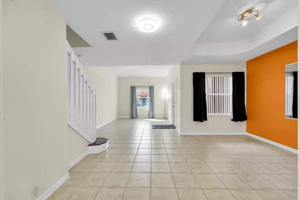 Dania, FL 33312,4972 Leeward LN 3905