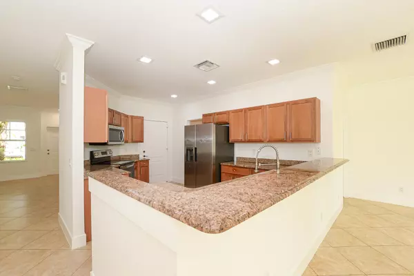 Fort Pierce, FL 34981,3929 Sabal WAY