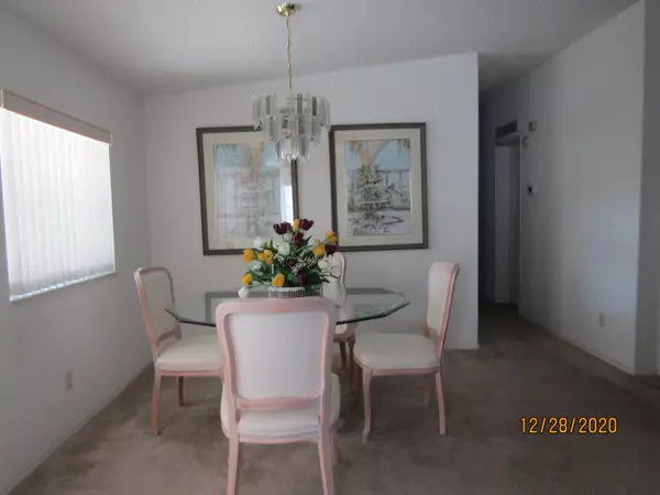 Port Saint Lucie, FL 34952,7940 Meadowlark LN