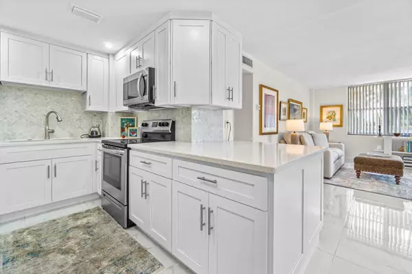 West Palm Beach, FL 33407,2600 N Flagler DR