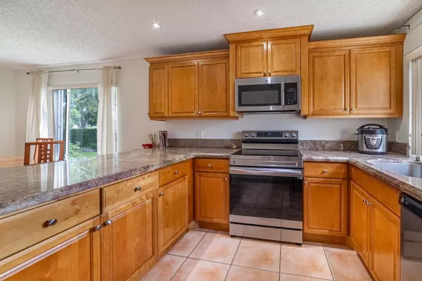 Deerfield Beach, FL 33442,3421 Deer Creek Palladian CIR