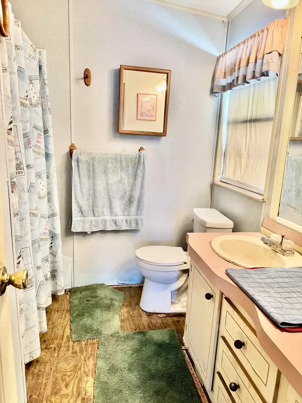 Okeechobee, FL 34974,1601 SE Us Highway 441 HWY 73