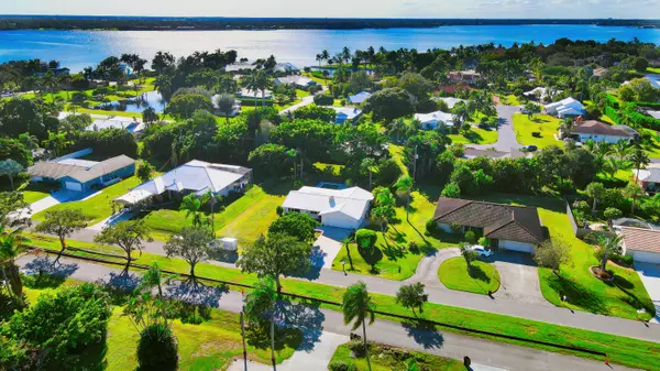2416 NW Everglades BLVD, Stuart, FL 34994