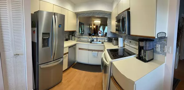 Lake Worth, FL 33467,7855 Willow Spring DR 726