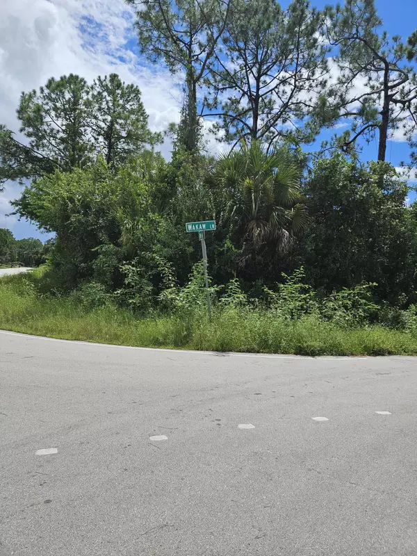 Palm Bay, FL 32908,801 SW Wakaw LN 20