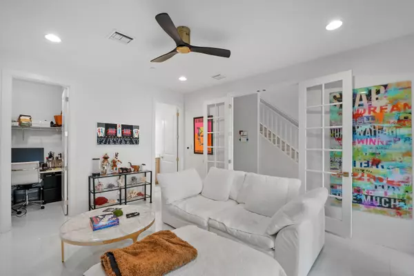 Palm Beach Gardens, FL 33418,13368 Alton RD