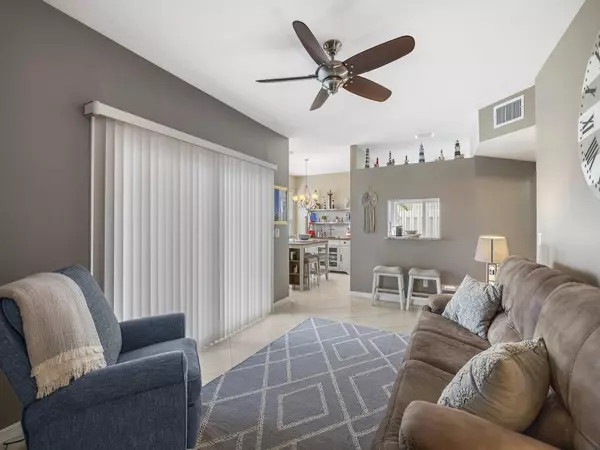 Vero Beach, FL 32966,1910 Westminster CIR 14-3