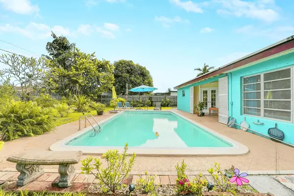 West Palm Beach, FL 33406,2709 Mores RD