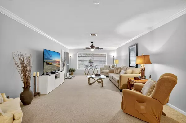 Boynton Beach, FL 33436,9790 Tabebuia Tree DR A