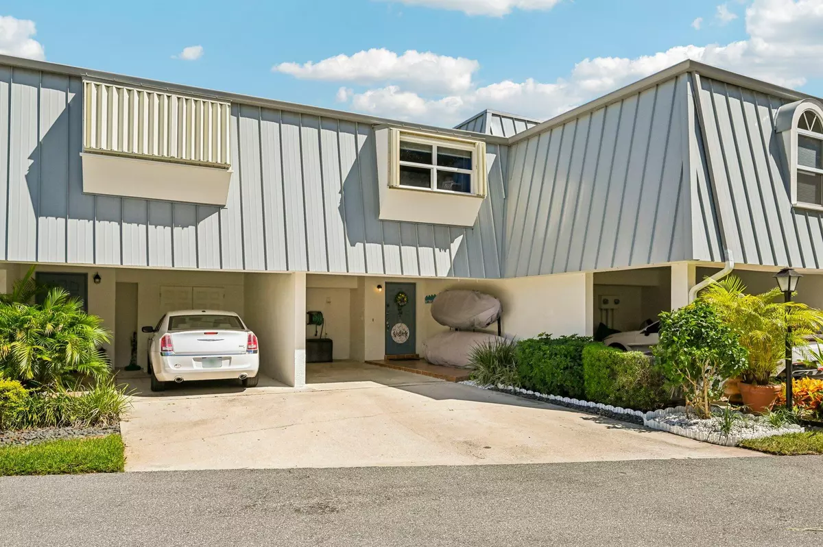 North Palm Beach, FL 33408,388 Golfview RD C