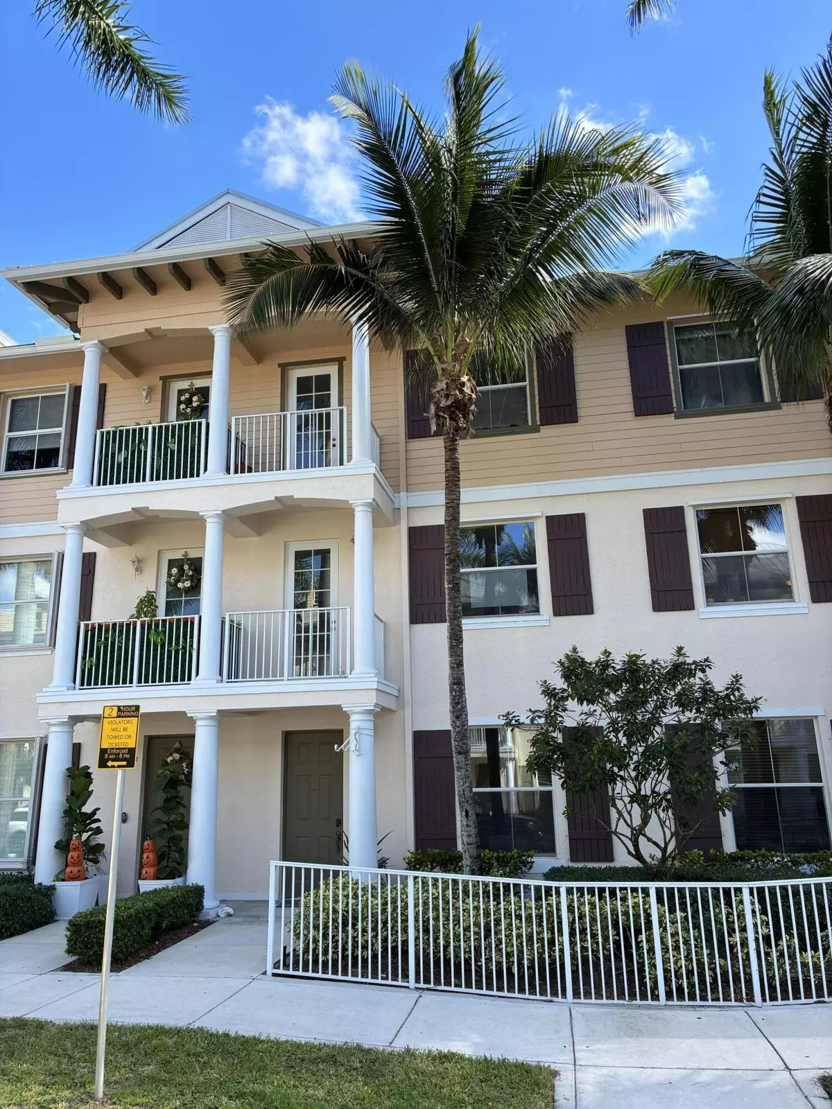 Jupiter, FL 33458,4187 Main ST