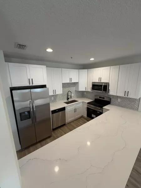 4187 Main ST, Jupiter, FL 33458