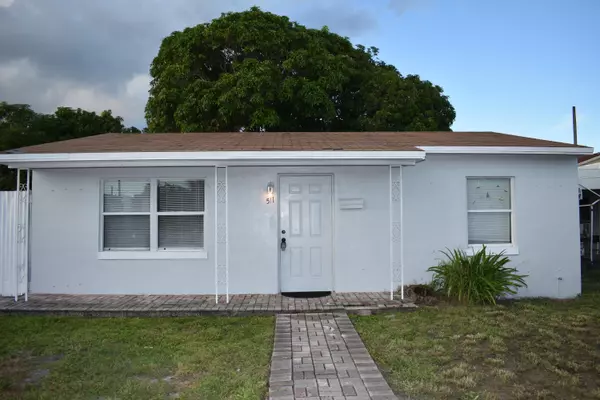 West Palm Beach, FL 33405,511 Hunter ST