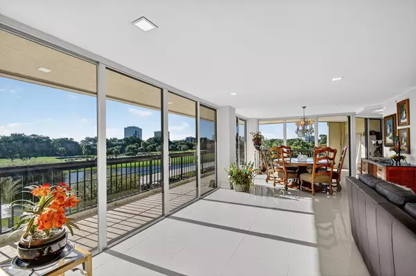 1900 Consulate PL 203, West Palm Beach, FL 33401