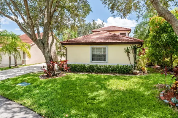 Wellington, FL 33414,12210 Dartmoor DR