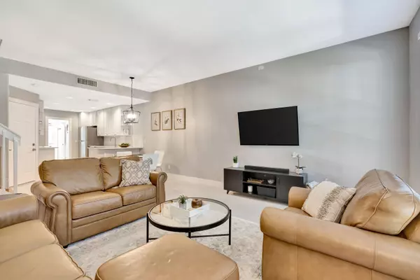 Jupiter, FL 33458,170 Wentworth CT