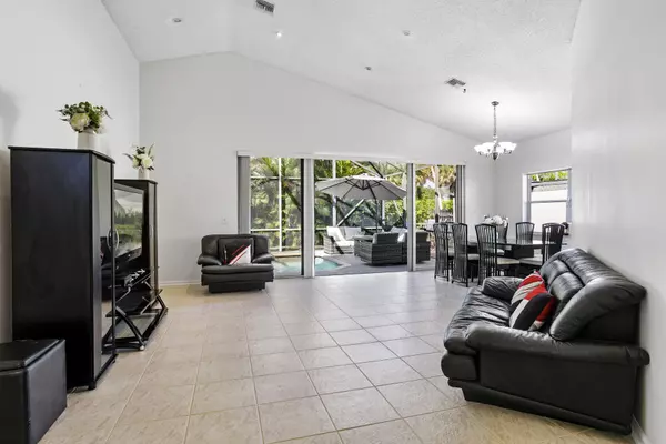 Boca Raton, FL 33498,20335 Tierra Del Sol CT