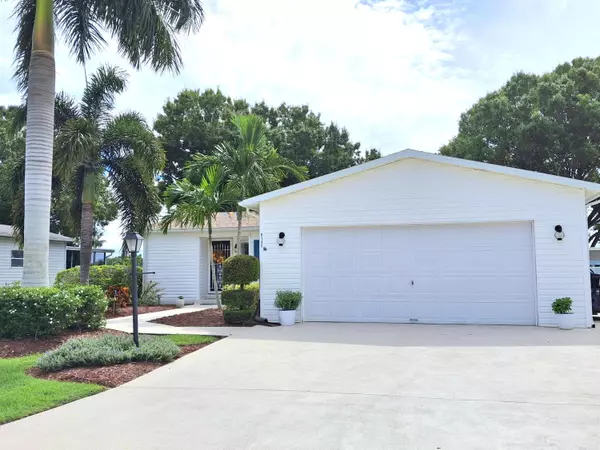 Port Saint Lucie, FL 34952,8145 Meadowlark LN