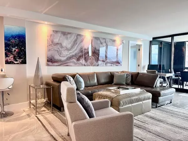 Singer Island, FL 33404,5380 N Ocean DR 17g