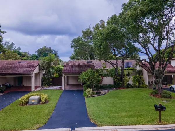 8410 Cypress LN 6a, Boca Raton, FL 33433