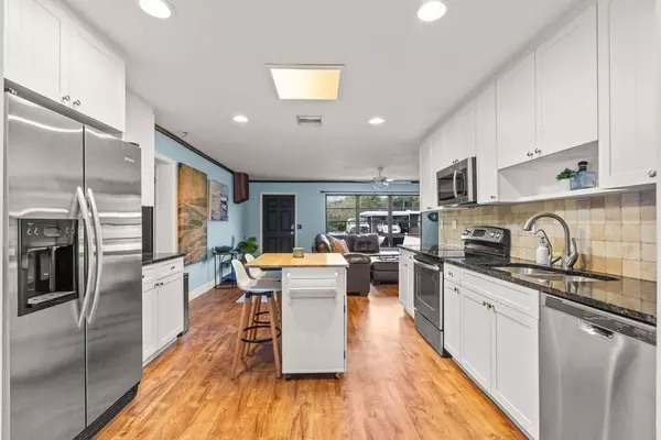 North Palm Beach, FL 33408,1880 Kathy LN