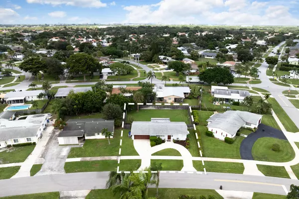 North Palm Beach, FL 33408,760 Cinnamon RD