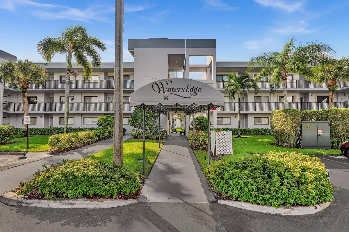 Delray Beach, FL 33484,15355 Lakes Of Delray BLVD 104