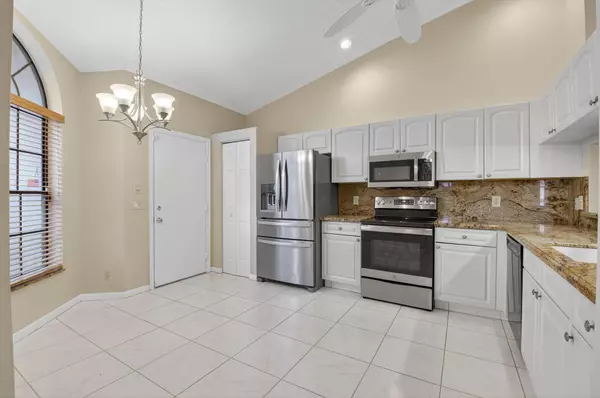 Delray Beach, FL 33446,7906 Lexington Club BLVD B