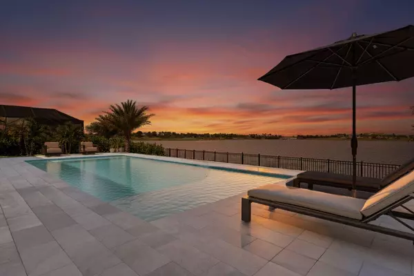 Loxahatchee, FL 33470,679 Hookline CIR