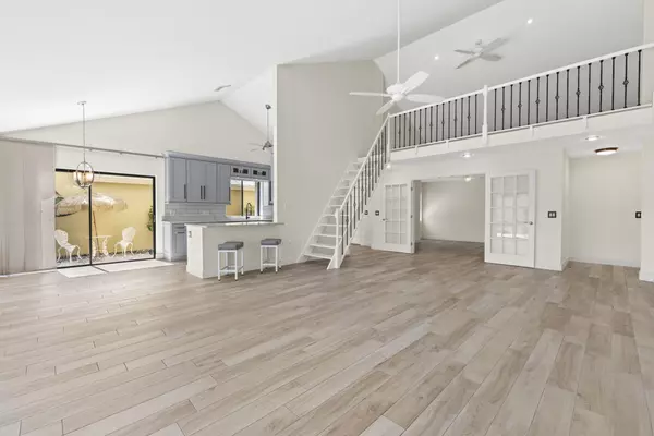 Jupiter, FL 33477,125 Cape Pointe CIR