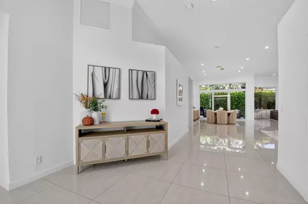 Boca Raton, FL 33496,6270 NW 43rd TER