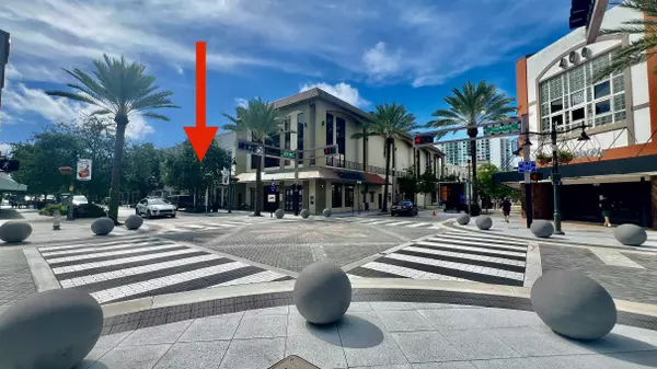 West Palm Beach, FL 33401,330 Clematis ST 113