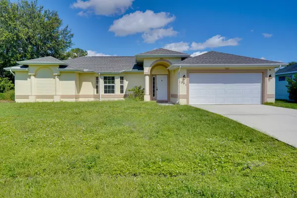 1581 SW Crater AVE, Port Saint Lucie, FL 34953