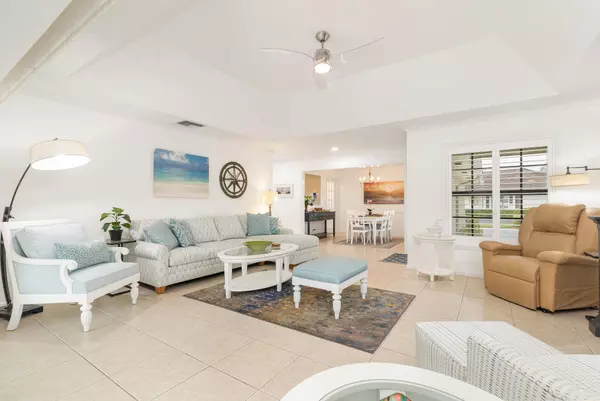 North Palm Beach, FL 33408,11341 Briarwood PL