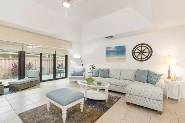 North Palm Beach, FL 33408,11341 Briarwood PL