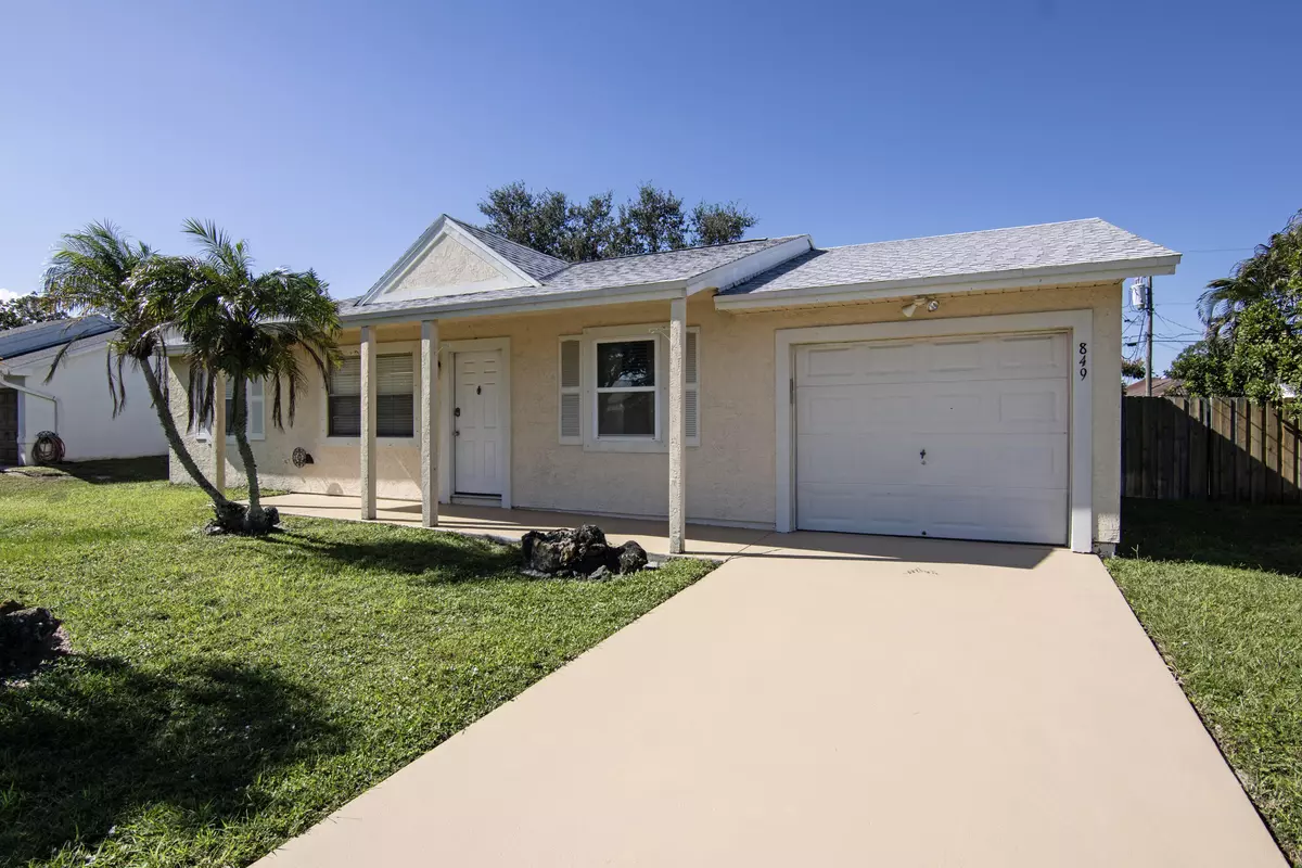 Port Saint Lucie, FL 34953,849 SW Amethist TER