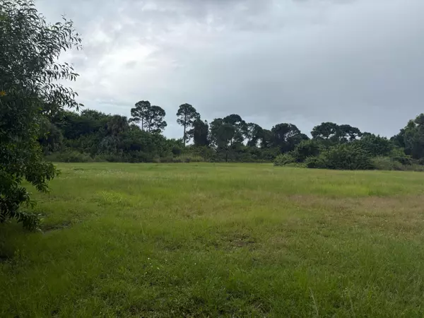 2520 SE Melaleuca BLVD, Port Saint Lucie, FL 34952