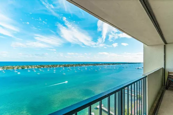 West Palm Beach, FL 33407,5600 N Flagler DR Ph 108