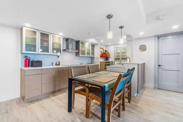 West Palm Beach, FL 33407,5600 N Flagler DR Ph 108